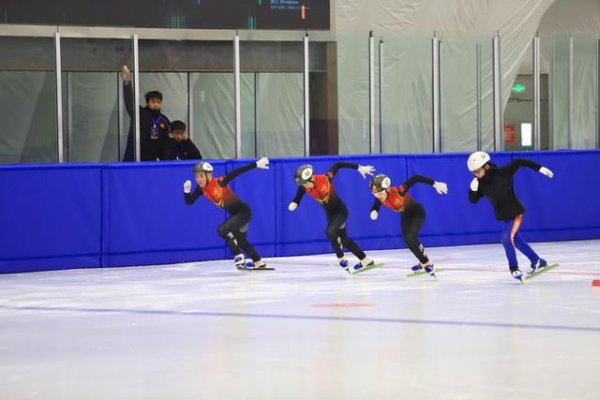 开云kaiyun官方网站 济南市短谈速滑锦标赛圆满驱逐，泉城溜冰少年将来可期